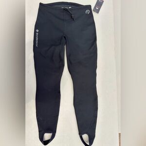 NWT SHARKSKIN women’s wetsuit pants. size 10